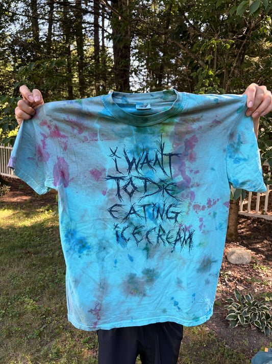 Large "I don't want to die eating ice cream" T-shirt