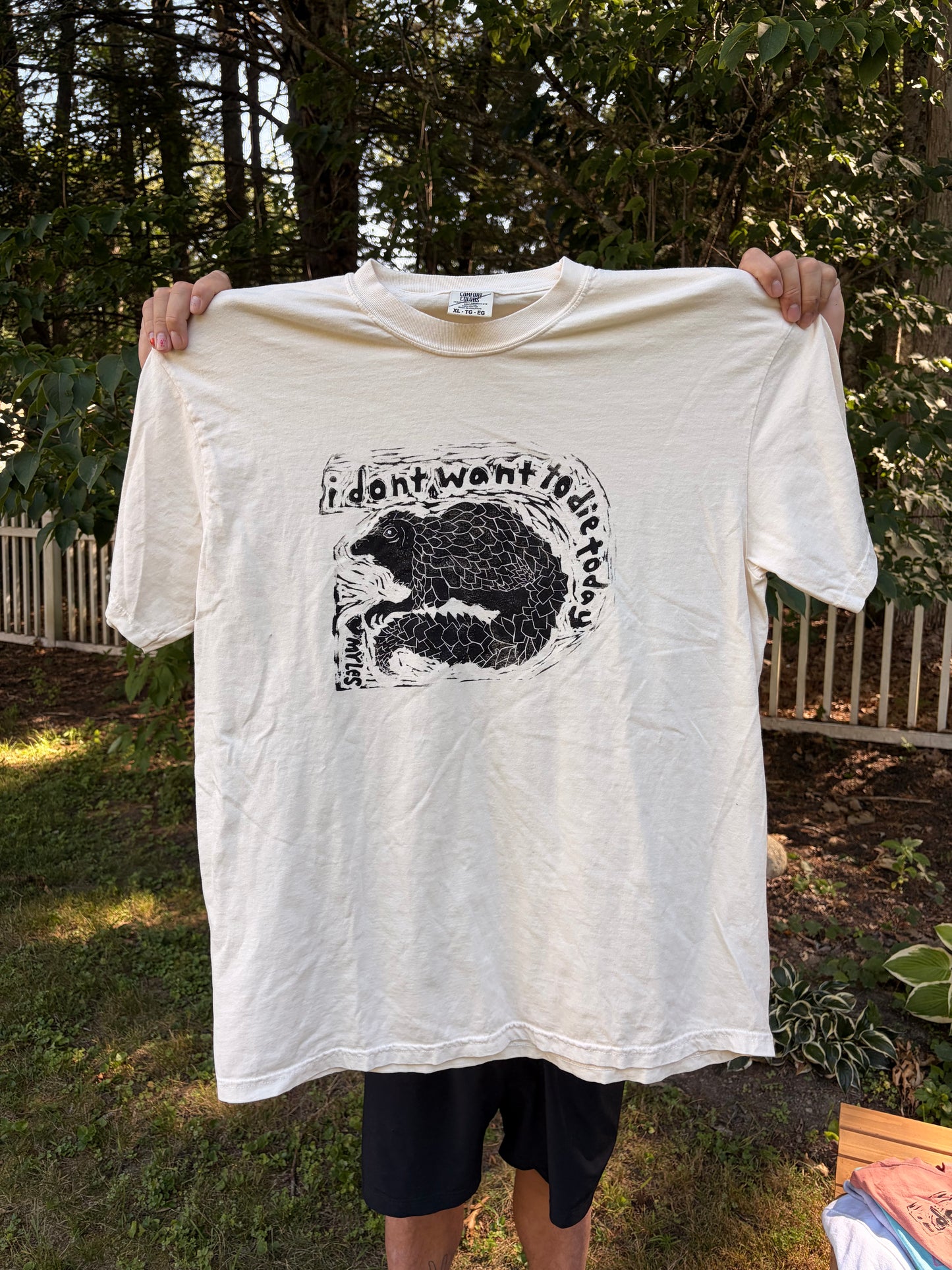 XL "I don't want to die today" T-Shirt